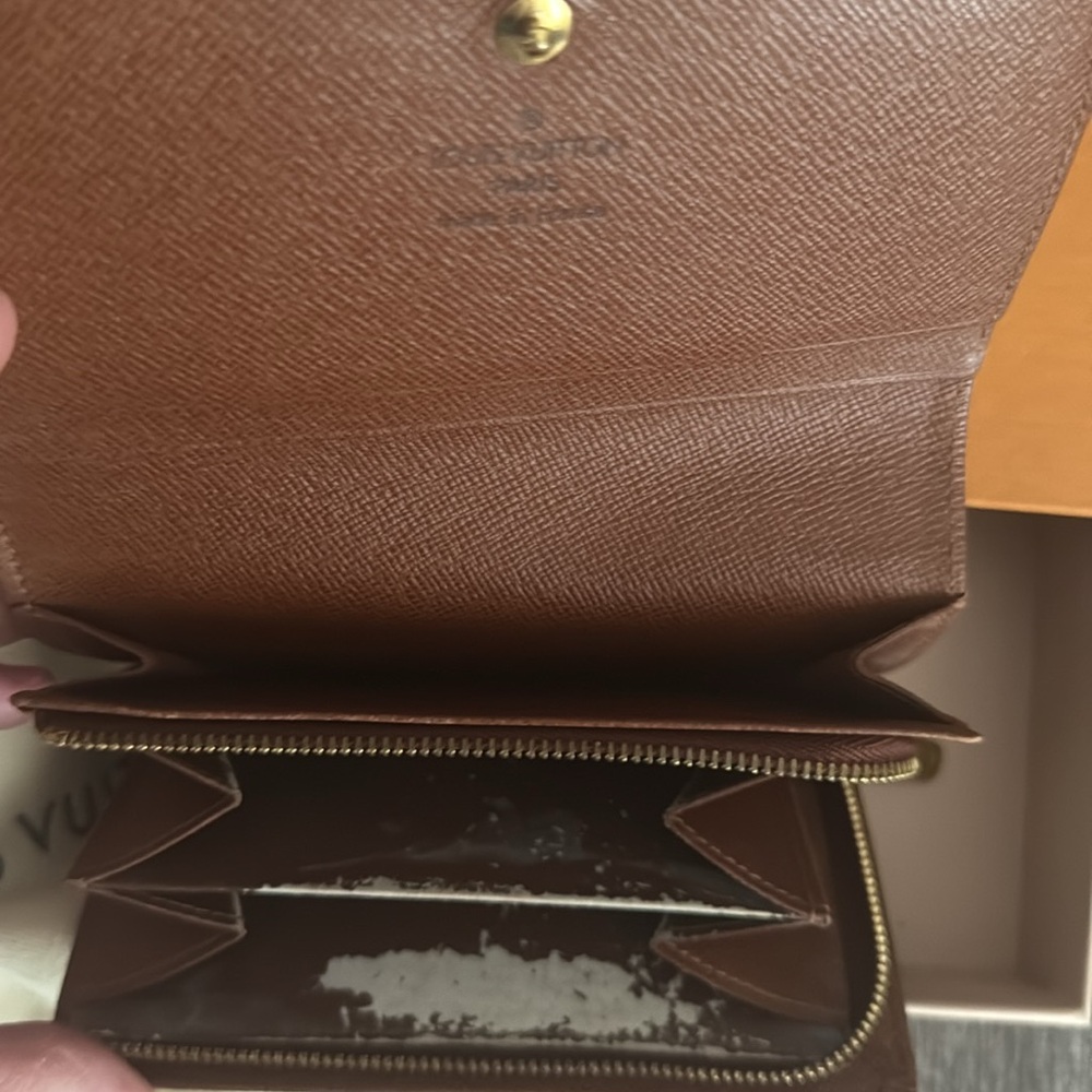 Louis Vuitton Brown Monogram Wallet -Authentic - Picture 10 of 15